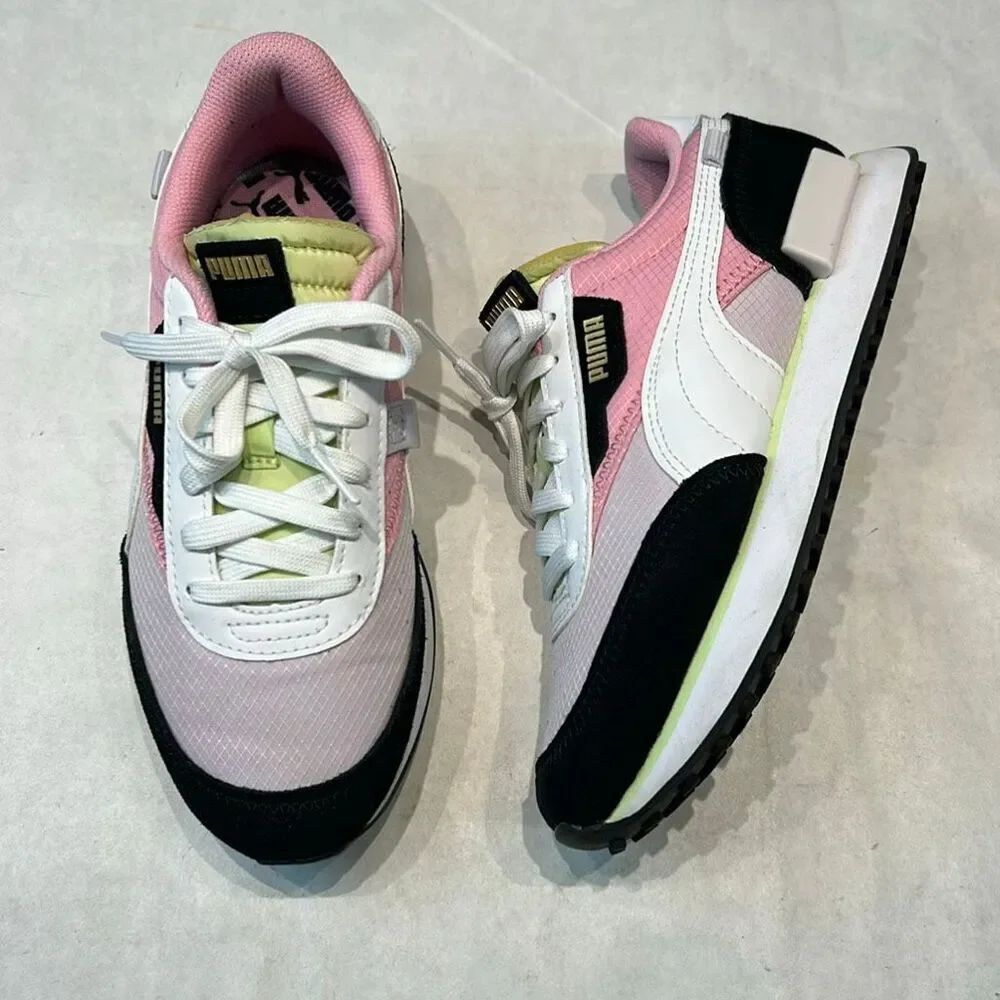 Puma Future Rider Girls Tennis Shoes Sneakers Pink Black White Youth Sz 5 388205